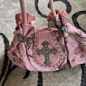 Woman’s Realtree purse,wallet & makeup bag